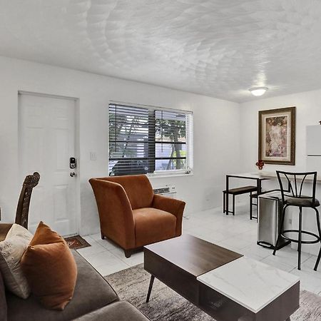 Victoria Park Regency Apartment ฟอร์ต ลอเดอร์เดล ภายนอก รูปภาพ